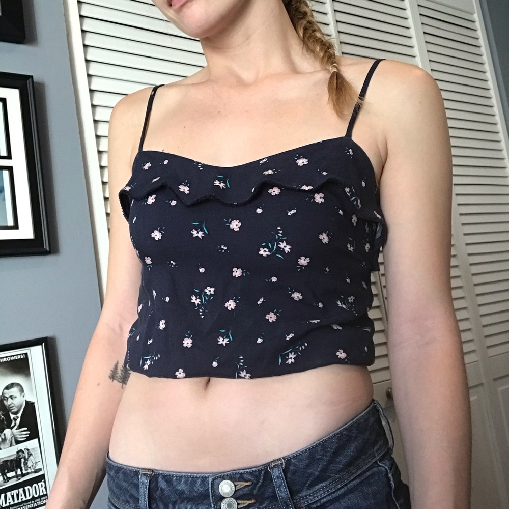 LA Hearts tie-back floral top